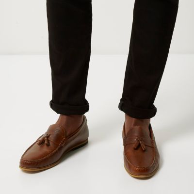 Medium brown tumbled loafers